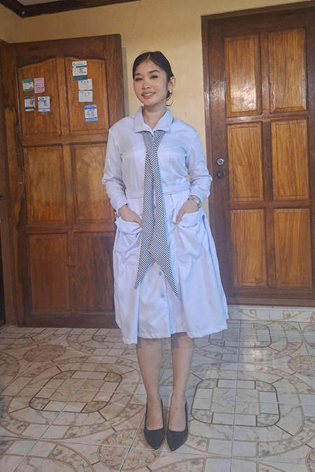 Sycee in Nursing Uniform